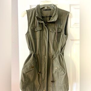 Maurice Green Vest